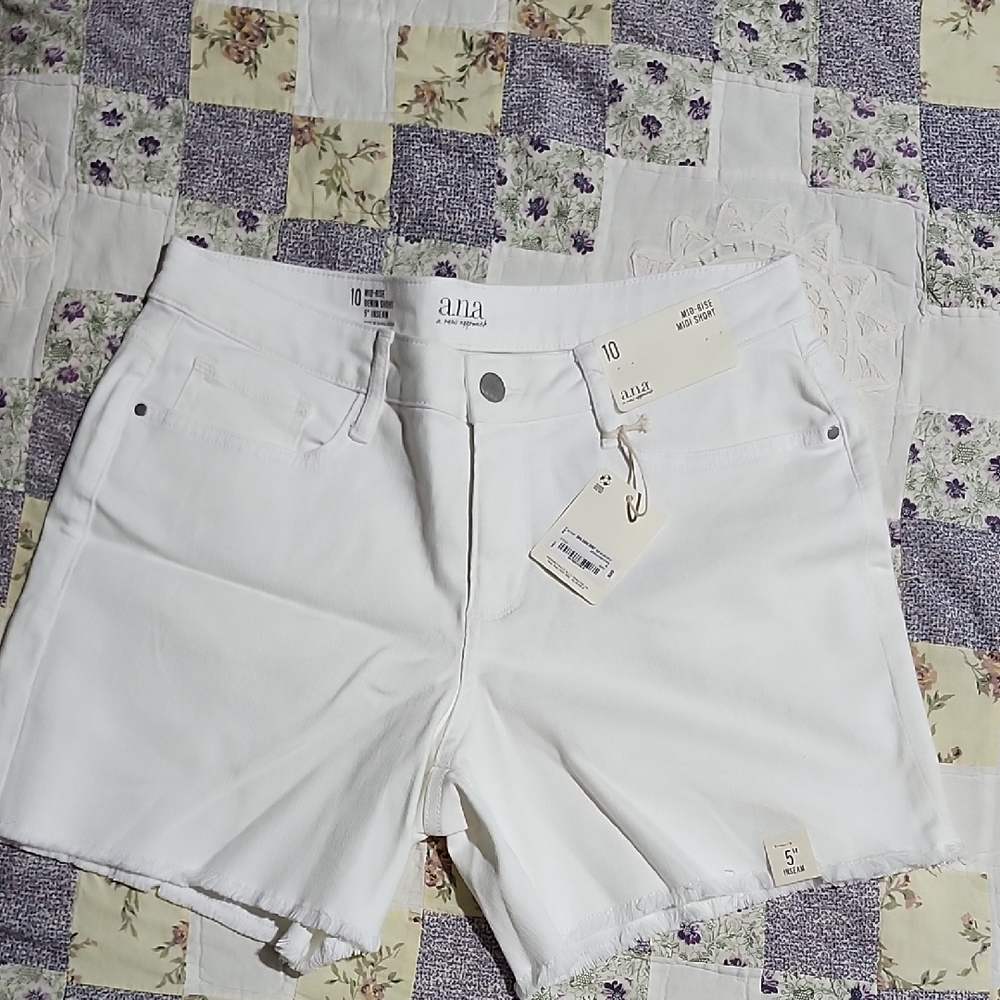 a.n.a White Jean Shorts with Frayed Hem